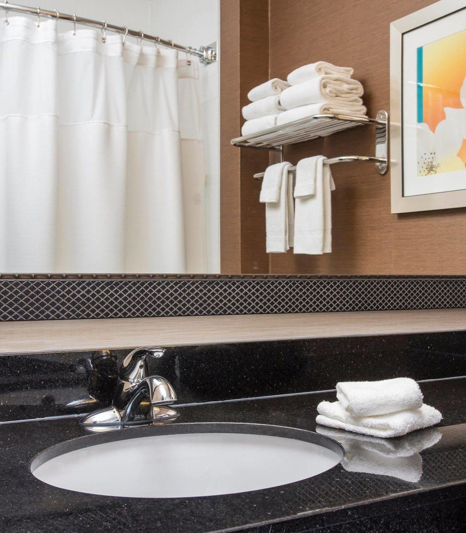 Fairfield Inn & Suites Oshkosh Buitenkant foto